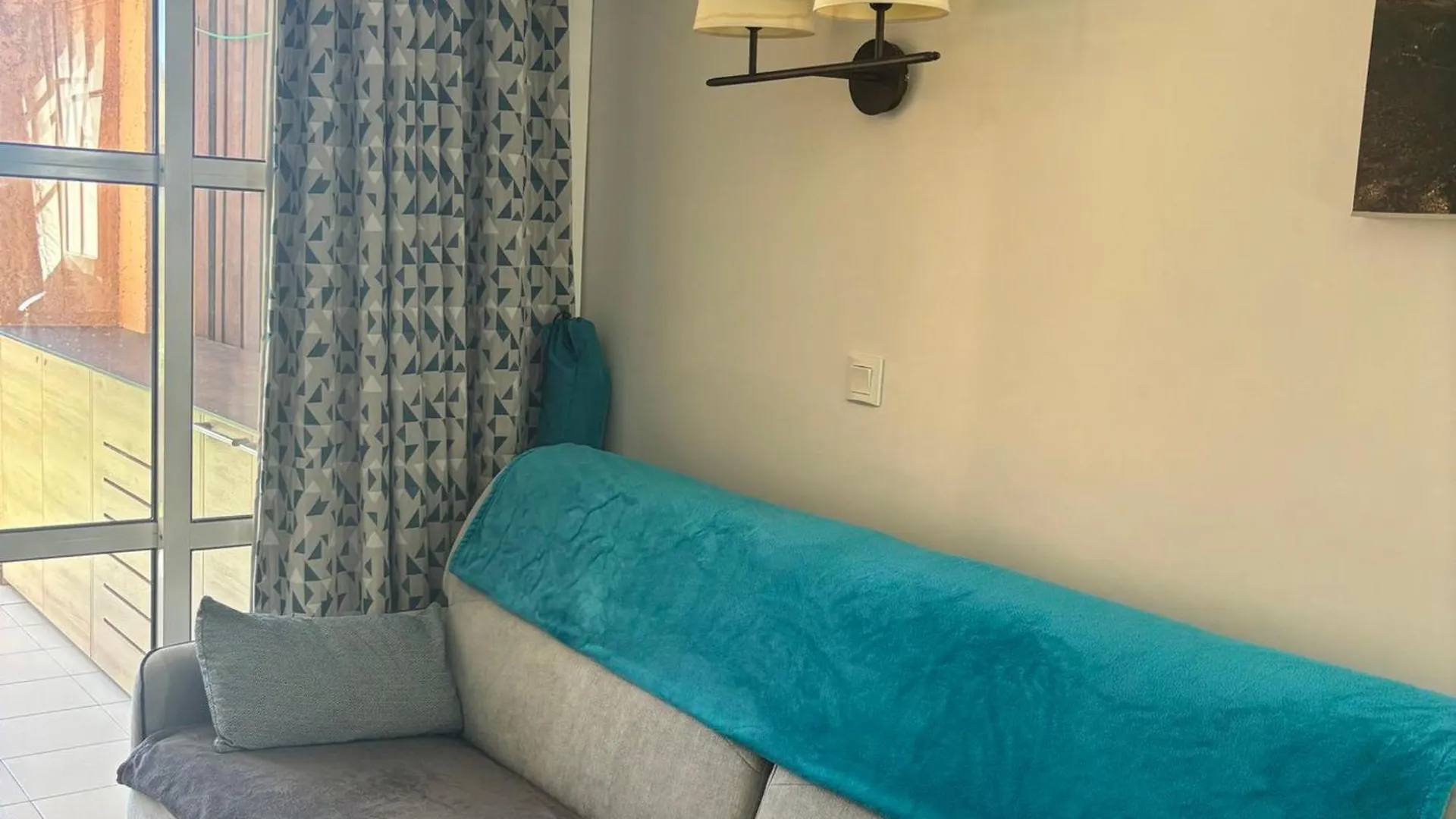 2 Pieces Rdj Climatise Avec Acces Piscine, Tennis, Golf Et Plus, Proche Mediterranee Et Massif De L'Esterel - Fr-1-504-685 Saint-Raphael  Apartment Saint-Raphael (Var)